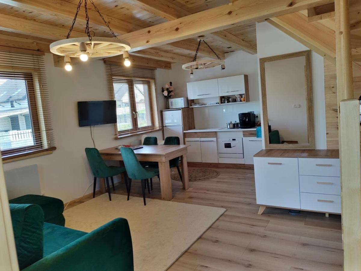 Kalinowy Sad Domki Z Jacuzzi I Sauna Mikołajki Exterior foto